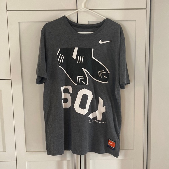 Nike MLB T Shirt - Boston Red Sox - Picture 1 of 6